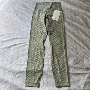 Lululemon Align High Rise Pant Leggings 25” Inseam Tiger Green Size 4 NWT